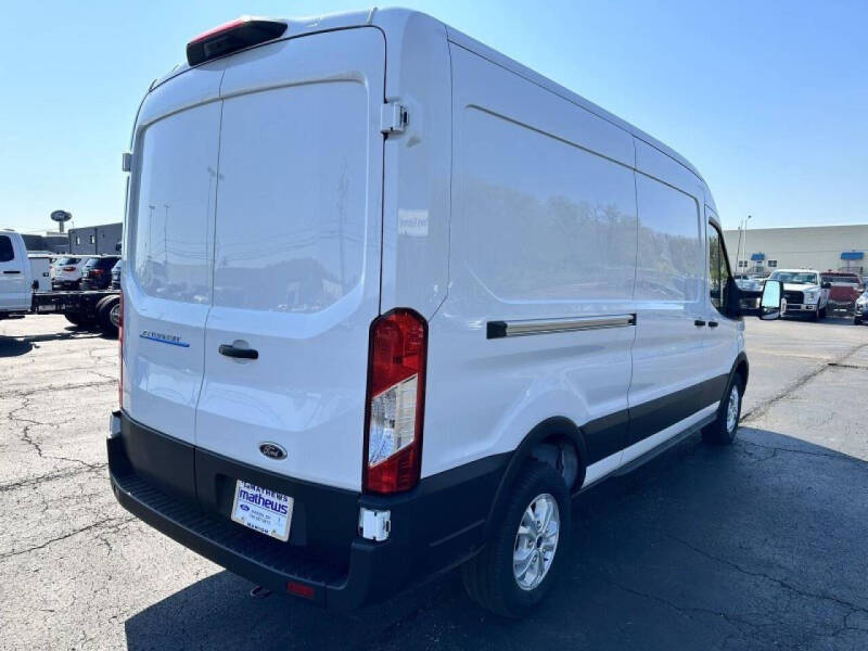 2023 Ford E-Transit