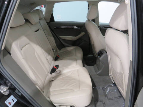 2012 Audi Q5 2.0T quattro Premium Plus