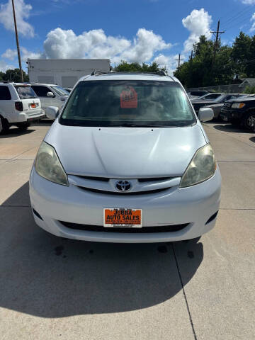 2005 Toyota Sienna XLE 7 Passenger