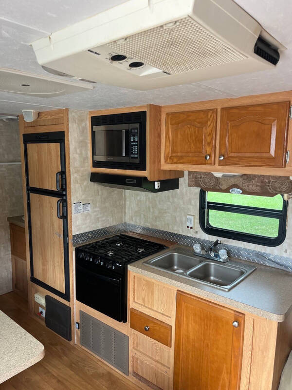 2007 Forest River Cherokee
