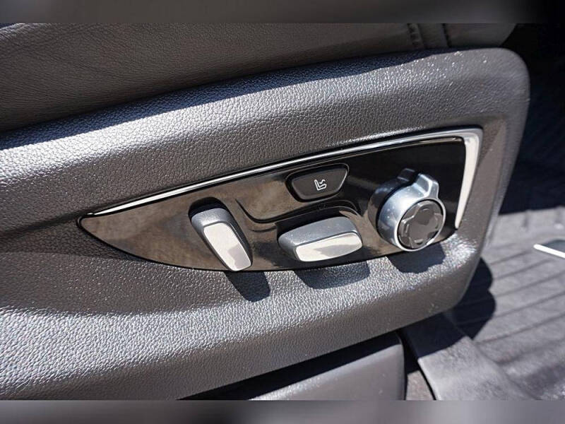 2019 Cadillac Escalade Platinum