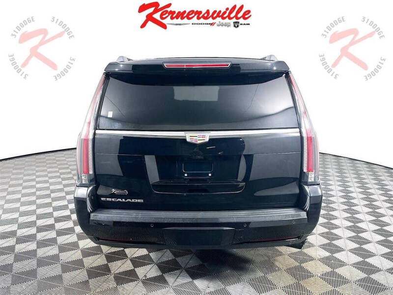 2019 Cadillac Escalade Platinum