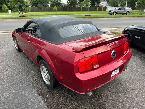 2005 Ford Mustang GT Premium