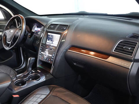 2016 Ford Explorer Platinum