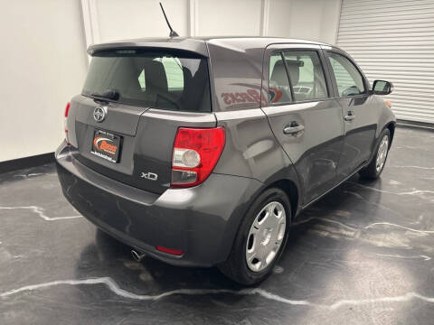 2011 Scion xD Release Series 3.0