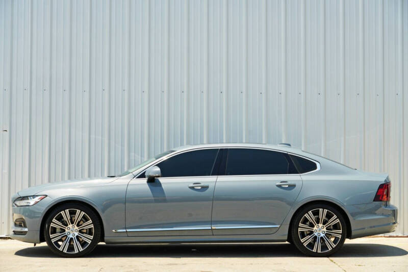 2023 Volvo S90 B6 Plus