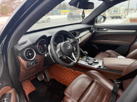 2018 Alfa Romeo Stelvio Ti Sport