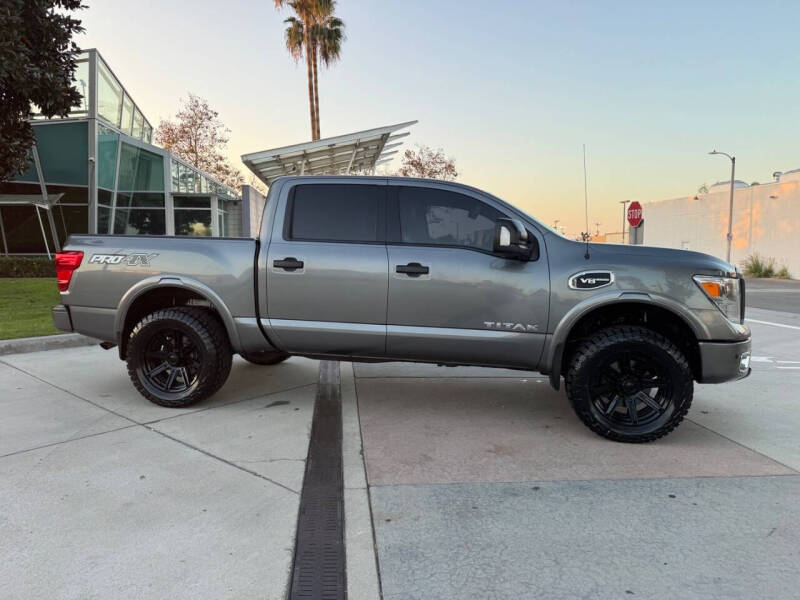 2017 Nissan Titan PRO-4X