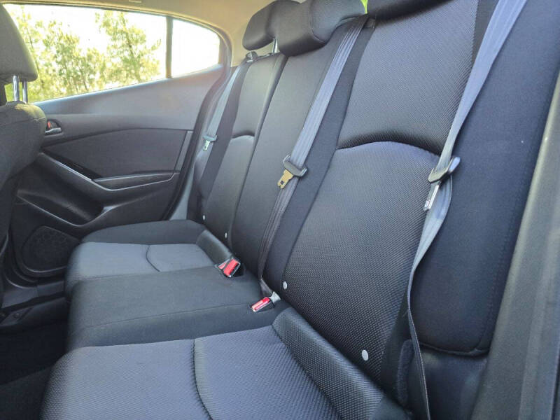 2017 Mazda MAZDA3 Sport