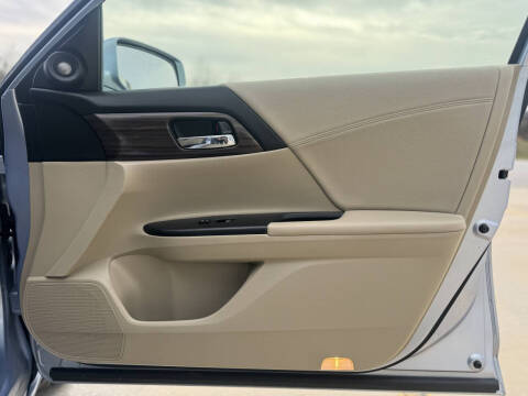 2017 Honda Accord Hybrid EX-L