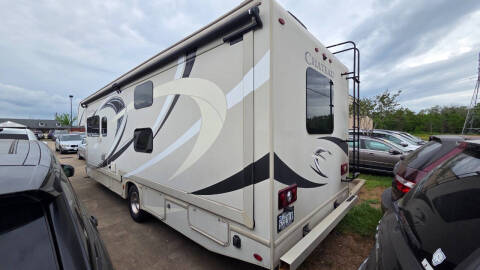 2017 Thor Motor Coach CHATEAU 31E