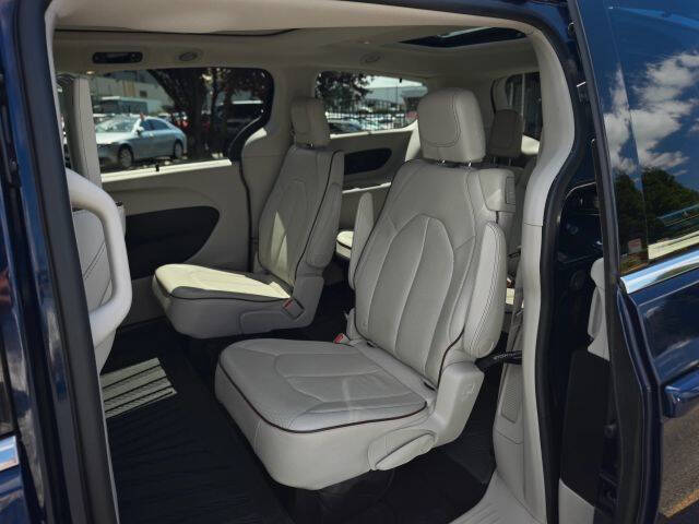2017 Chrysler Pacifica Limited