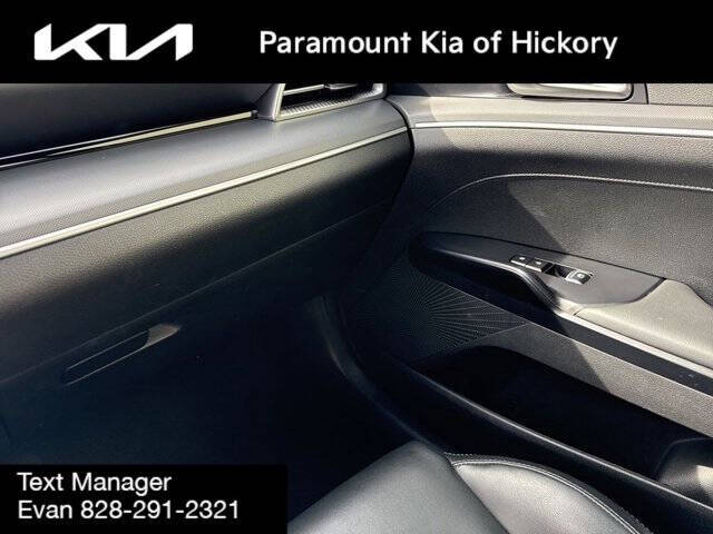 2023 Kia K5