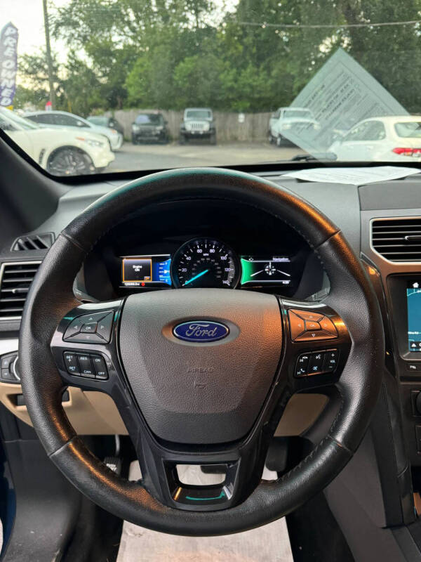 2017 Ford Explorer XLT