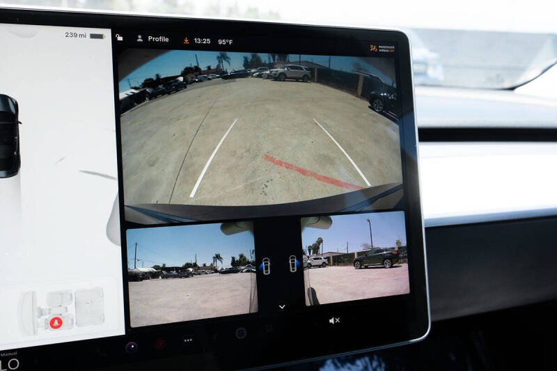 2023 Tesla Model 3 Performance