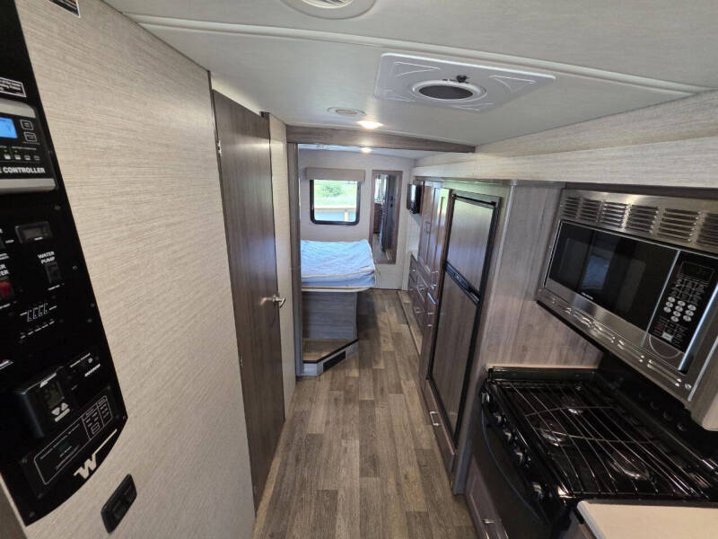 2020 Winnebago Vista