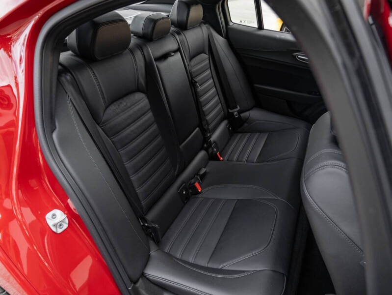 2024 Alfa Romeo Giulia Quadrifoglio