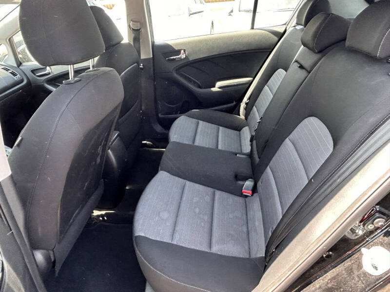 2016 Kia Forte5 LX