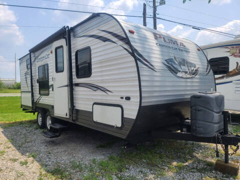 2016 Palomino Puma Canyon Cat 22RBC