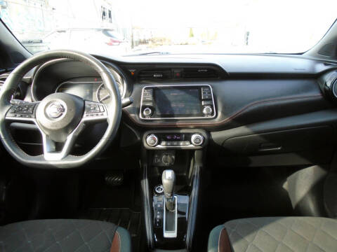 2019 Nissan Kicks SR