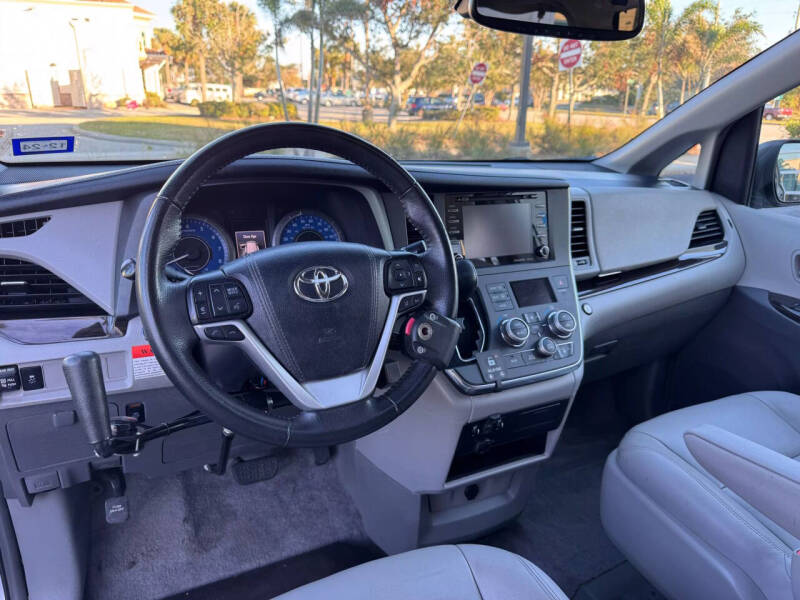 2019 Toyota Sienna