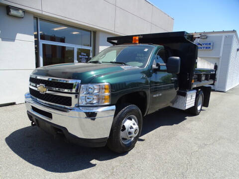 2011 Chevrolet Silverado 3500HD for sale at KING RICHARDS AUTO CENTER in East Providence RI