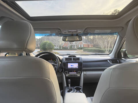 2012 Toyota Camry Hybrid LE