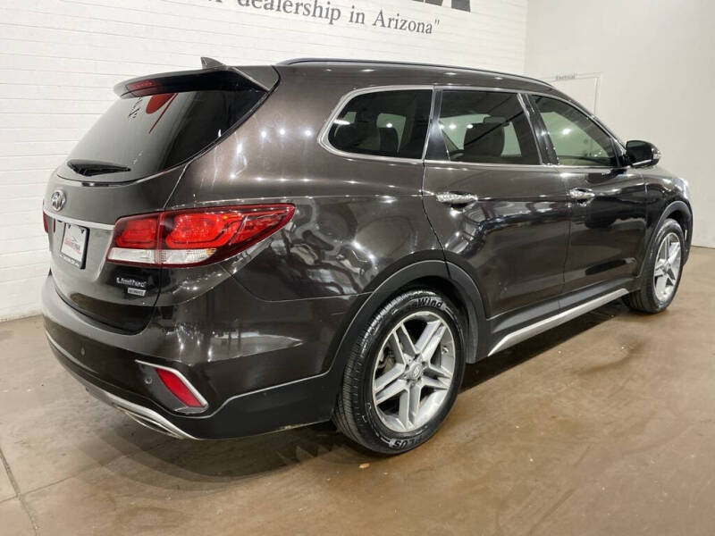 2017 Hyundai Santa Fe Limited Ultimate