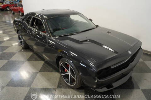 2010 Dodge Challenger SRT8