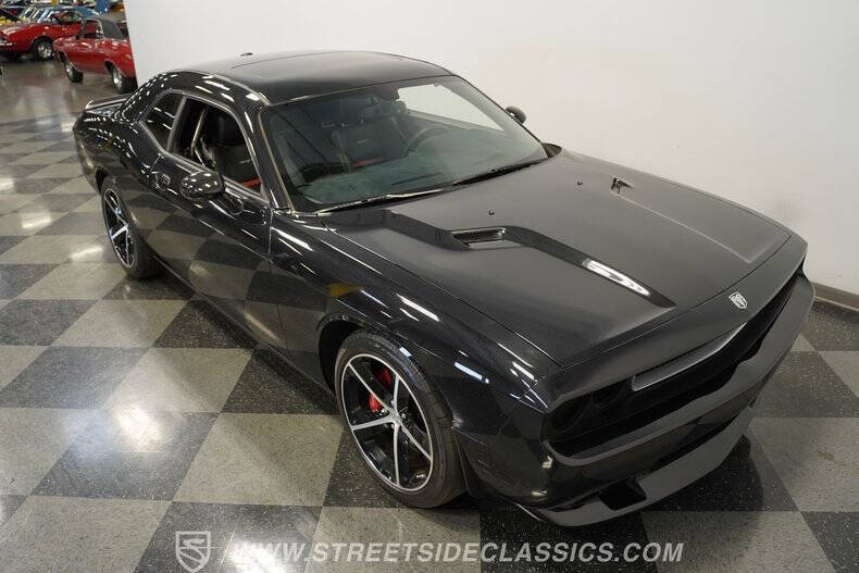 2010 Dodge Challenger SRT8