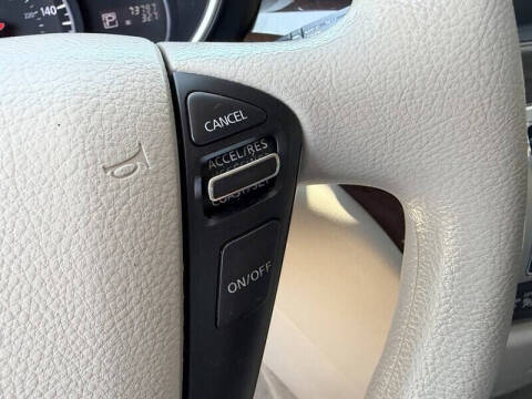 2015 Nissan Quest