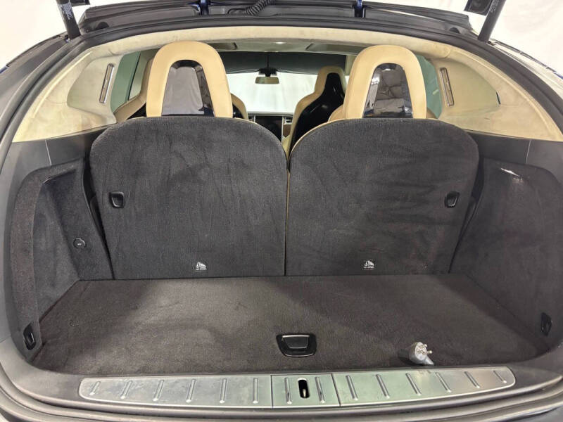 2016 Tesla Model X 75D