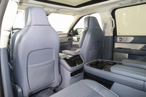 2023 Lincoln Navigator Black Label