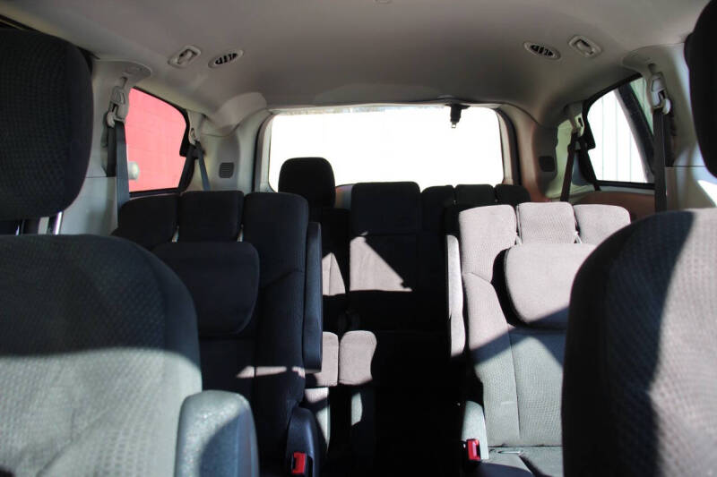 2014 Dodge Grand Caravan SE 30th Anniversary