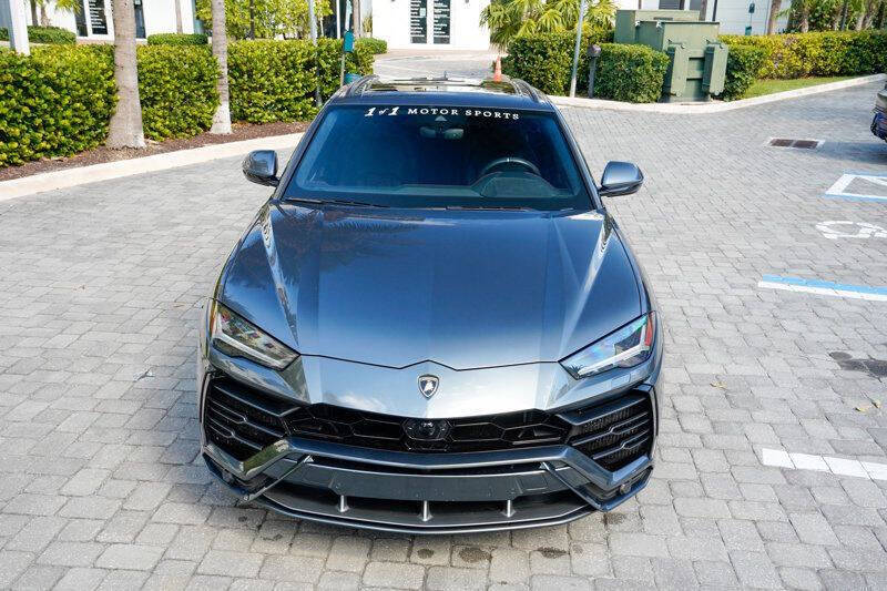 2019 Lamborghini Urus
