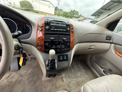 2008 Toyota Sienna XLE