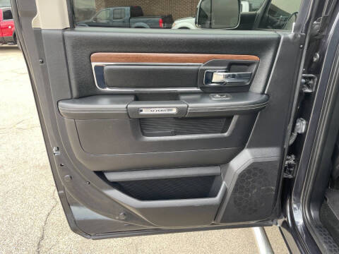 2016 RAM 3500 Laramie