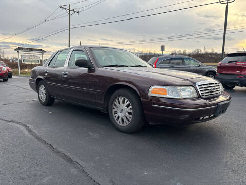 2003 Ford Crown Victoria for sale at QUALITY AUTOS in Hamburg NJ