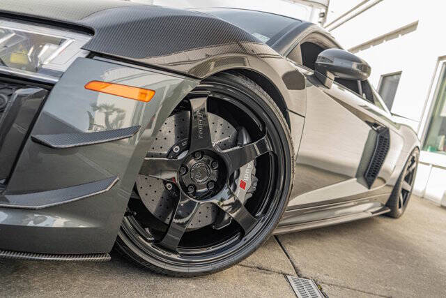 2017 Audi R8 6