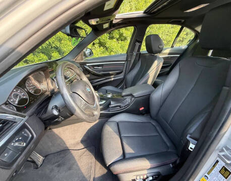2018 BMW 3 Series 330i xDrive