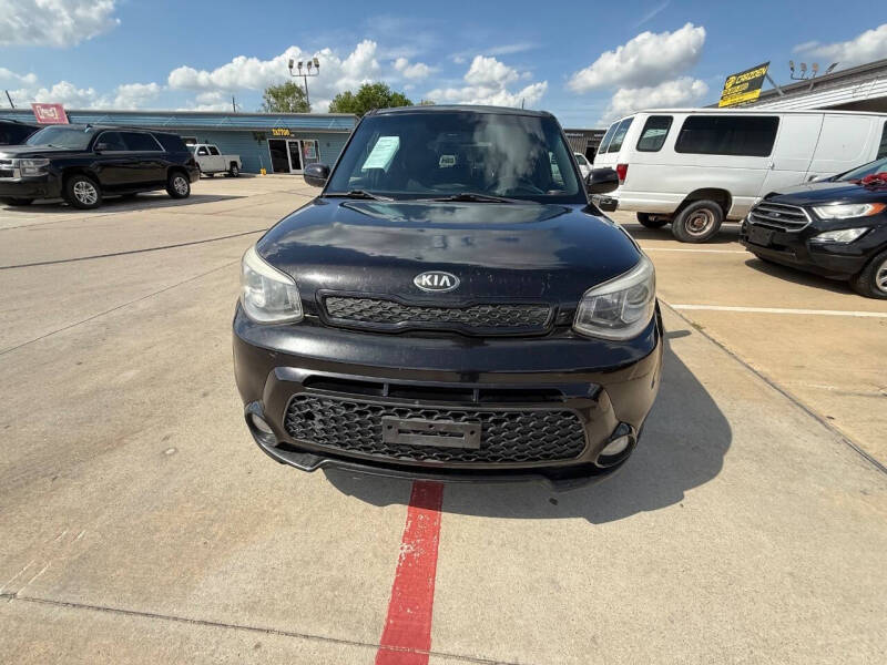 2016 Kia Soul +
