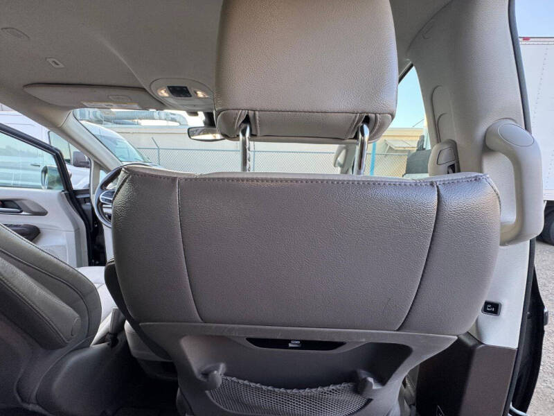 2018 Chrysler Pacifica Touring L