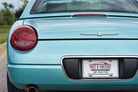 2002 Ford Thunderbird Deluxe