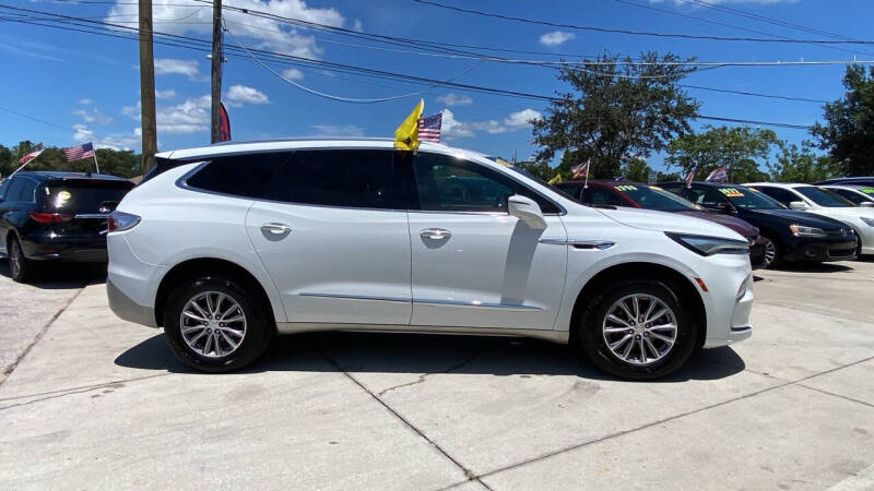 2022 Buick Enclave Premium