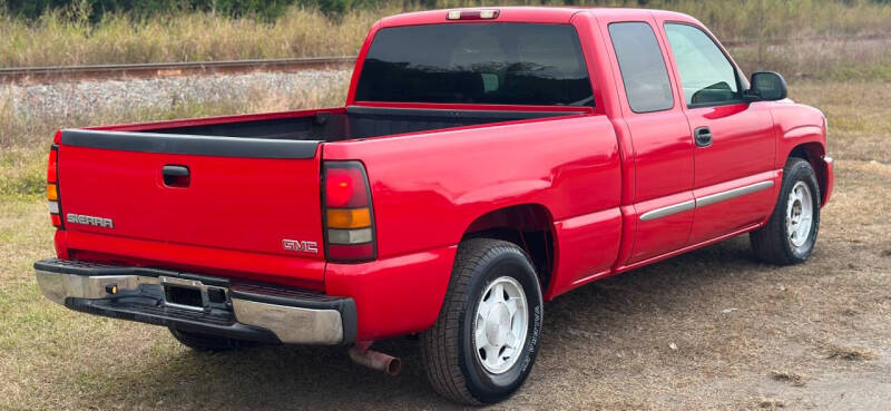 2004 GMC Sierra 1500 Work Truck photo 5