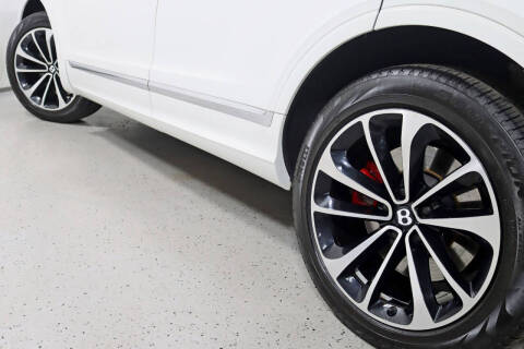 2022 Bentley Bentayga V8