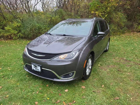 2018 Chrysler Pacifica Touring L Plus