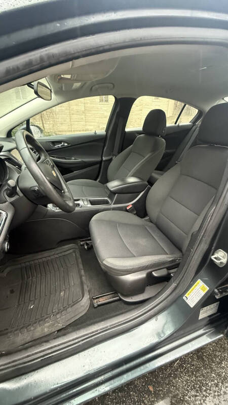 2017 Chevrolet Cruze LT Auto