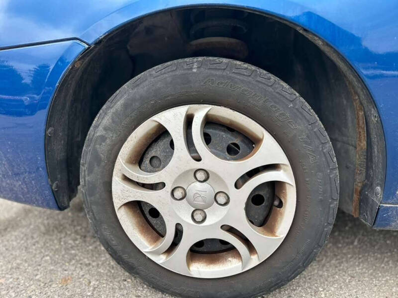 2005 Saturn Ion 2