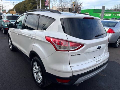 2016 Ford Escape SE